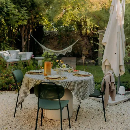 Cozy And Refined Retreat In The Heart Of *