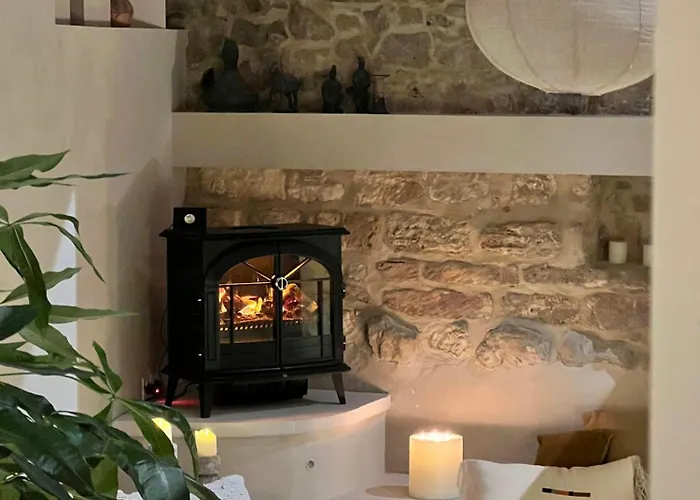 Сasa de vacaciones Cozy And Refined Retreat In The Heart Of
