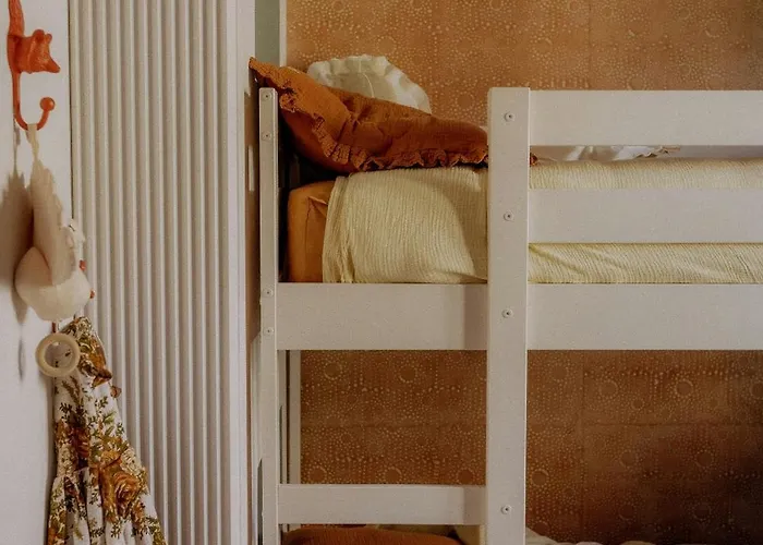 Сasa de vacaciones Cozy And Refined Retreat In The Heart Of